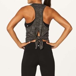 Lululemon Tie It Up Camo